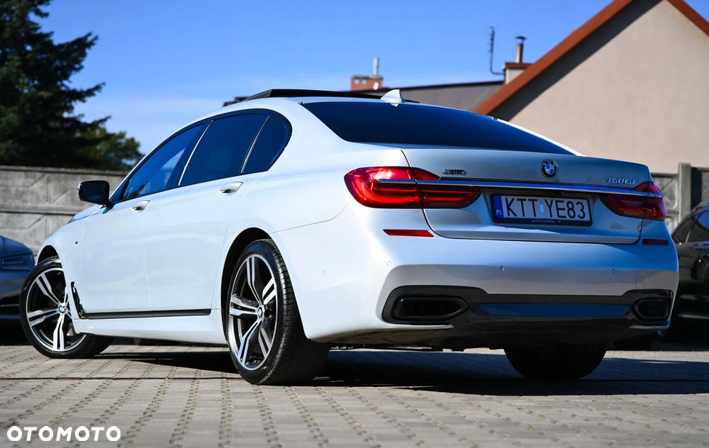 BMW Seria 7 750Ld xDrive - 33