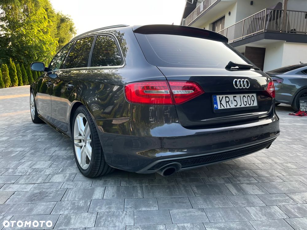 Audi A4 Avant - 9