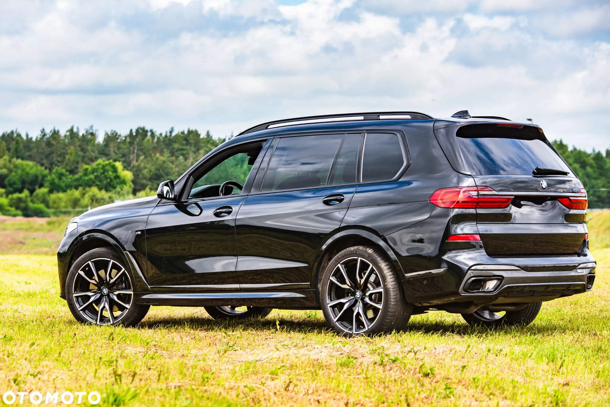 BMW X7 - 7