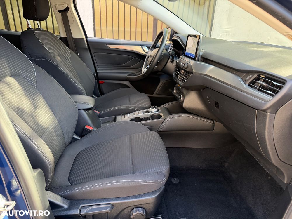 Ford Focus - 17
