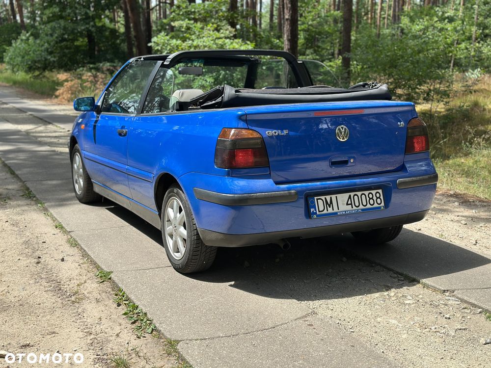 Volkswagen Golf 1.6 - 6