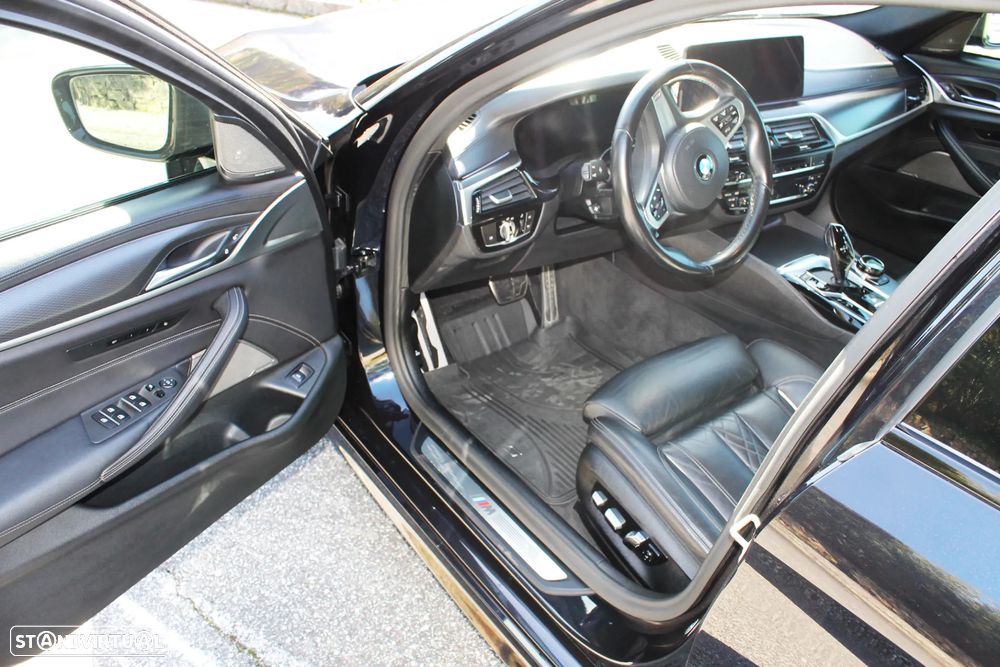 BMW 540 d xDrive Pack Desportivo M Auto - 18