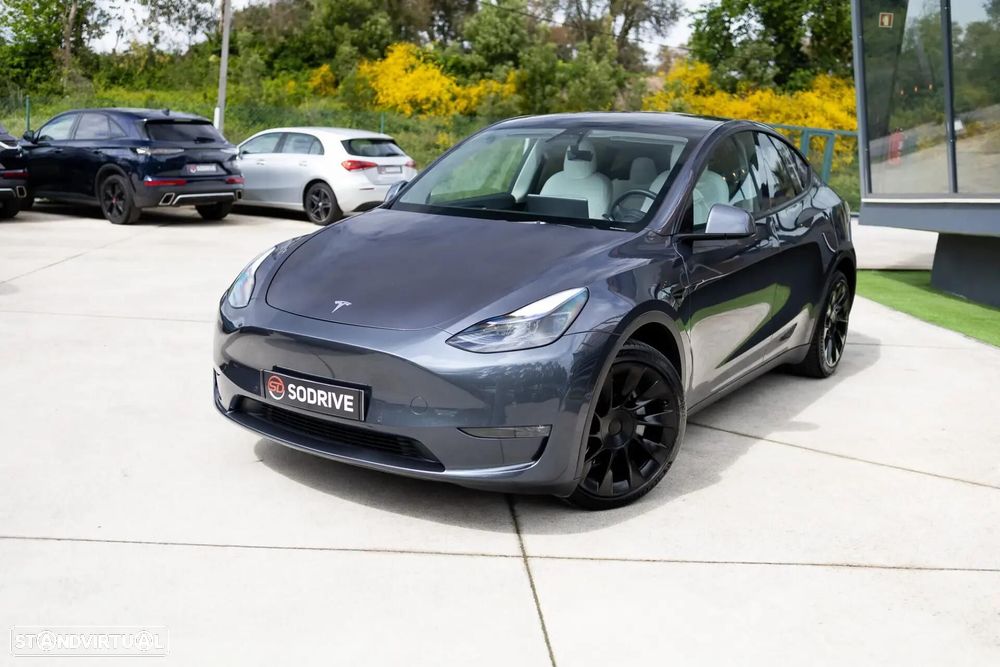 Tesla Model Y Long Range Tração Integral - 17