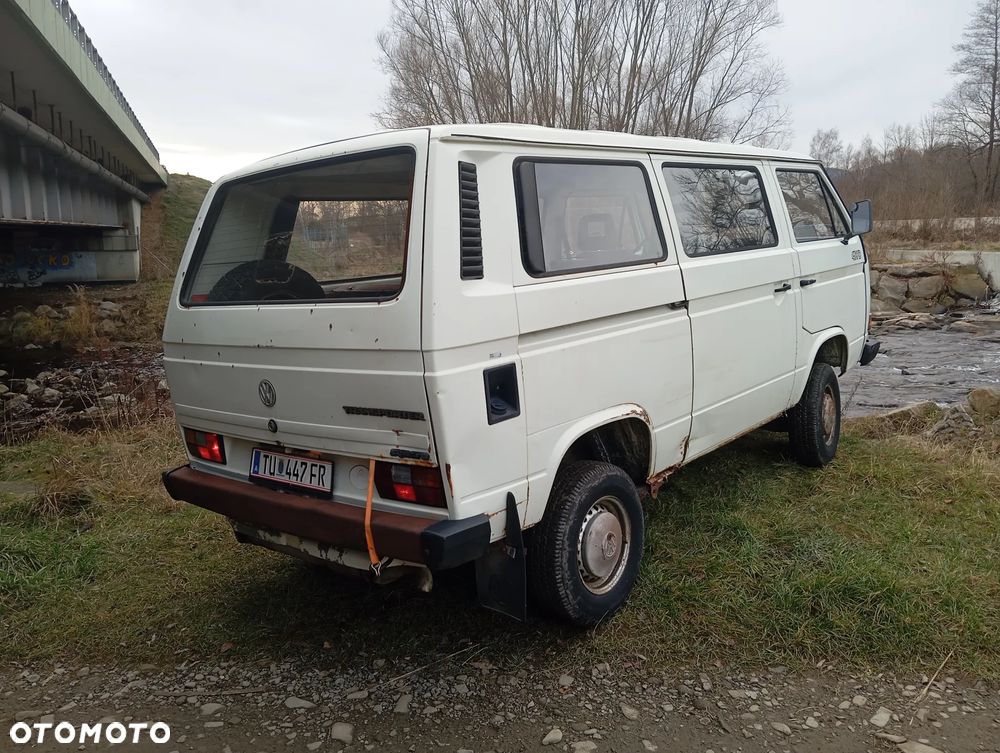 Volkswagen Transporter - 12