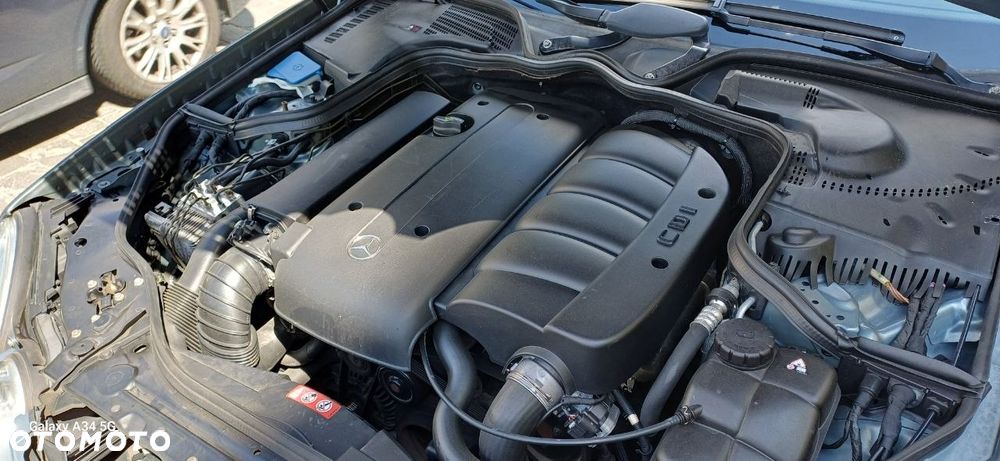 Mercedes-Benz Klasa E 220 CDI T Classic - 12