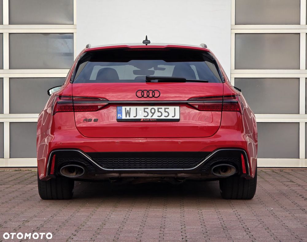 Audi RS6 Avant - 9