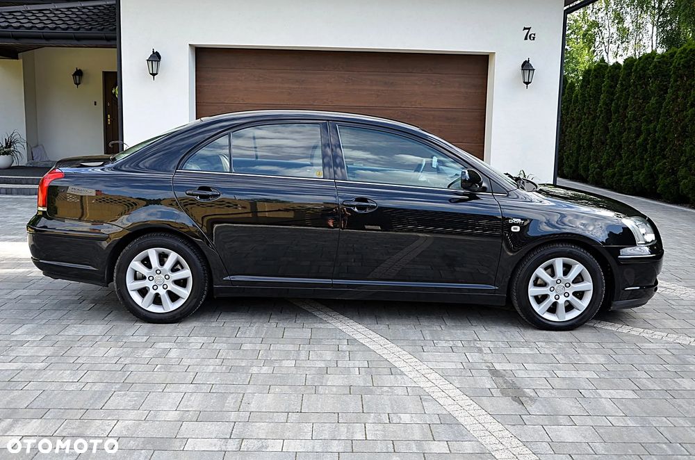 Toyota Avensis 2.2 D-4D Prestige - 6