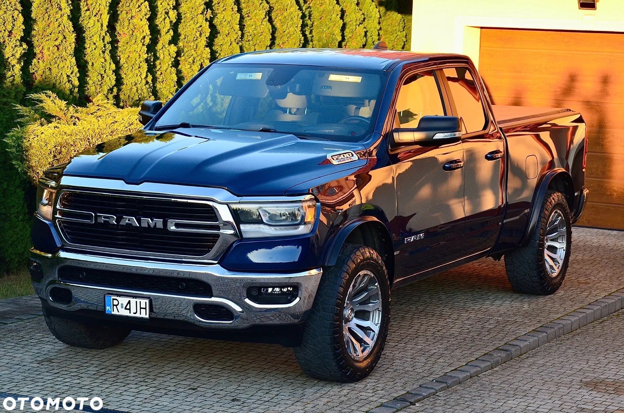RAM 1500 Quad Cab Longbed Bighorn - 1