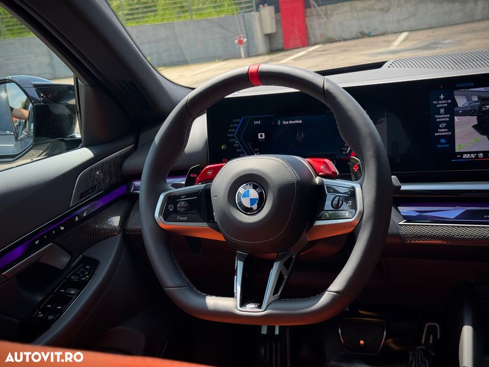 BMW M5 xDrive AT PHEV - 33
