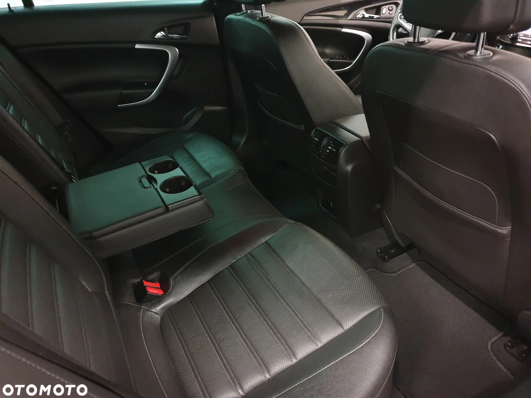 Opel Insignia 2.0 CDTI Cosmo 4x4 S&S - 40