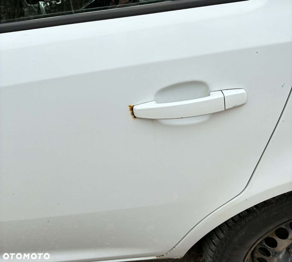 Opel Corsa 1.0 12V Essentia - 4