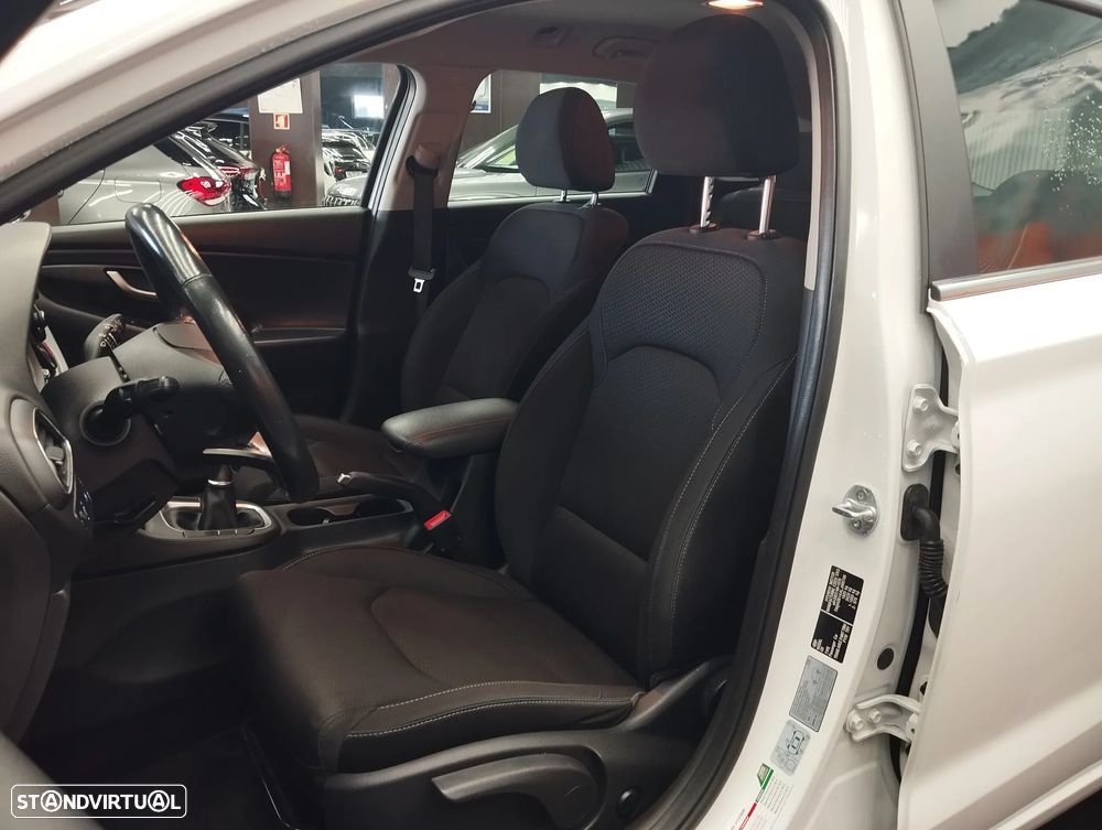 Hyundai i30 SW 1.6 CRDi Style - 15