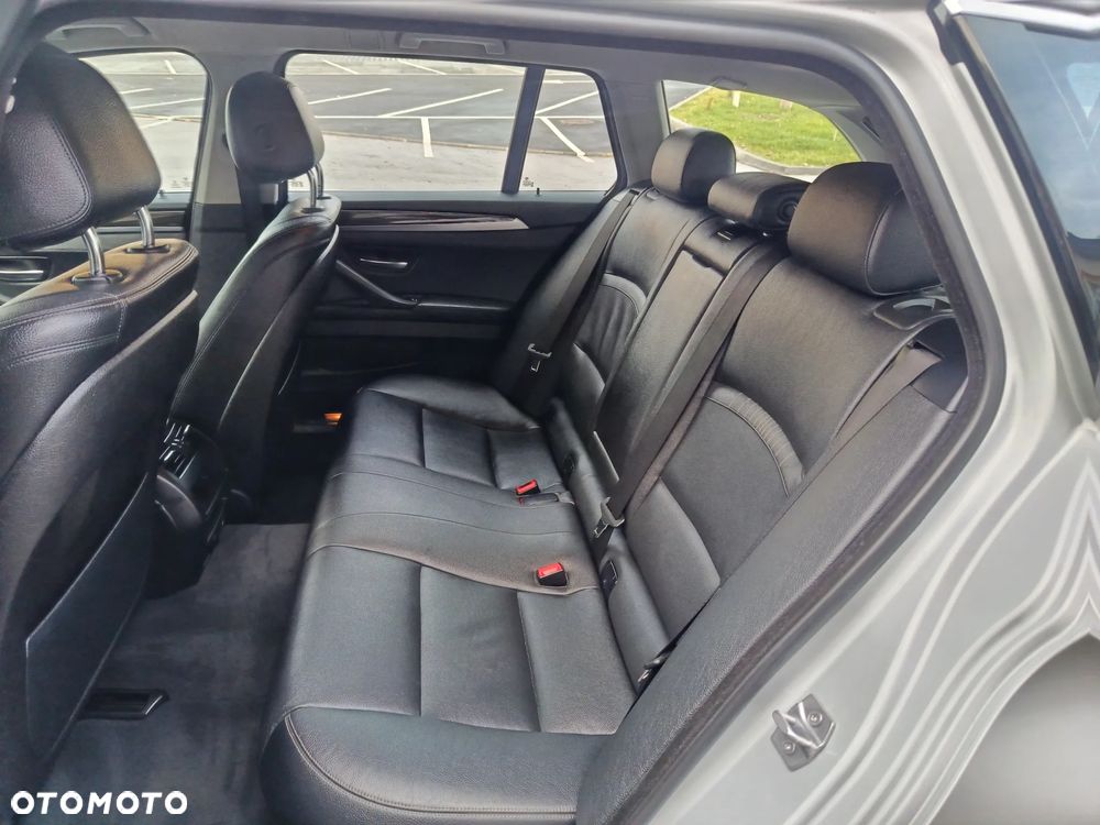 BMW Seria 5 520d xDrive Luxury Line - 21