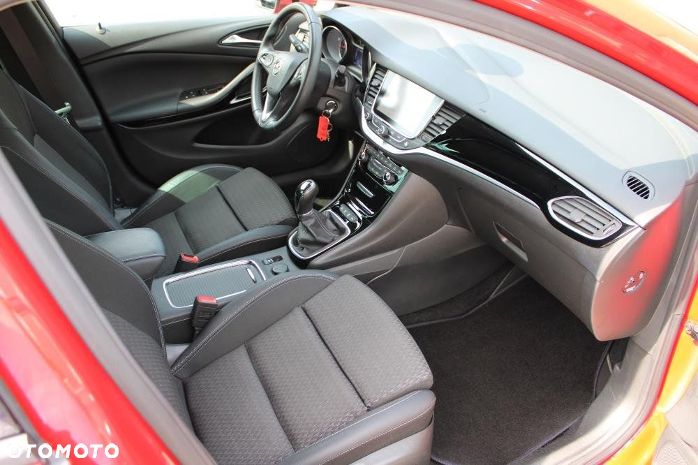 Opel Astra - 14