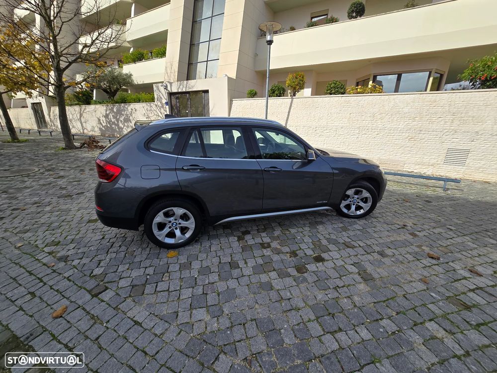 BMW X1 18 d sDrive Auto xLine - 4
