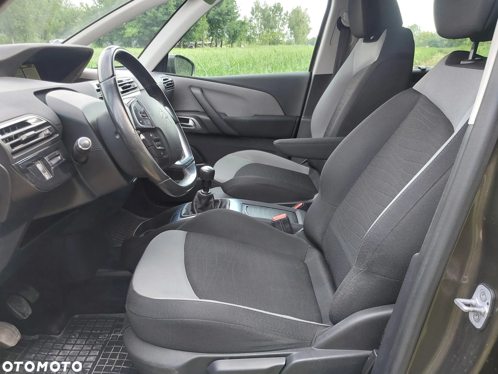 Citroën C4 Picasso - 12