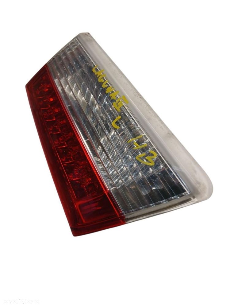 LAMPA PRAWA TYLNA TYŁ KLAPY RENAULT LAGUNA III HB - 3