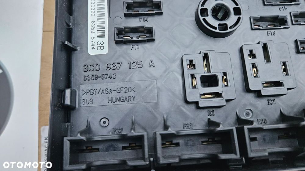 VW Passat B7 3AA  Skrzynka bezpieczników BCM Moduł BSI 3C0937125A oryginalna Nowa - 3