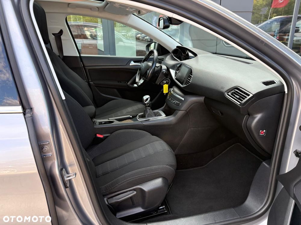 Peugeot 308 1.6 e-HDi Active S&S - 14
