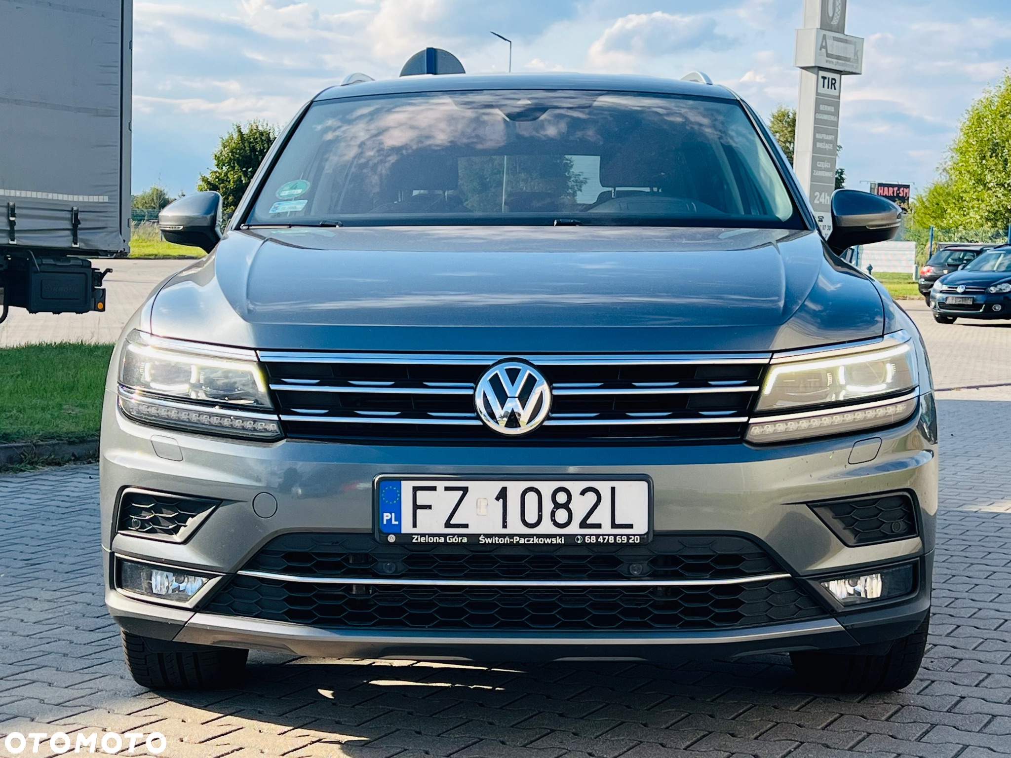 Volkswagen Tiguan - 9