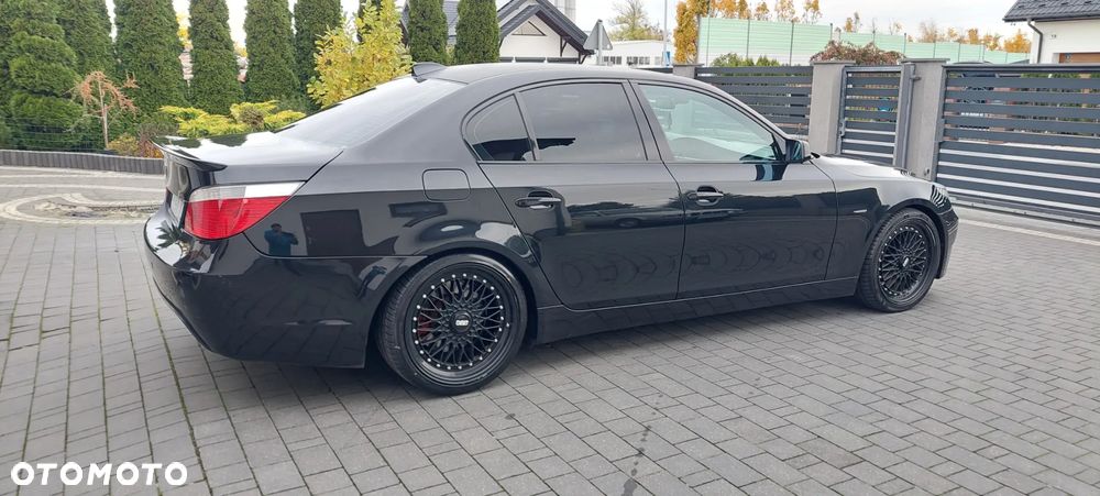 BMW Seria 5 523i - 15