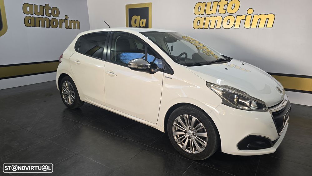 Peugeot 208 1.6 BlueHDi Style - 4