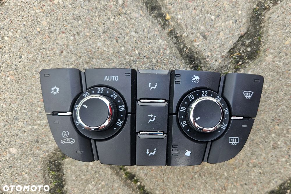 Panel klimatyzacji Opel Astra J Meriva - 1