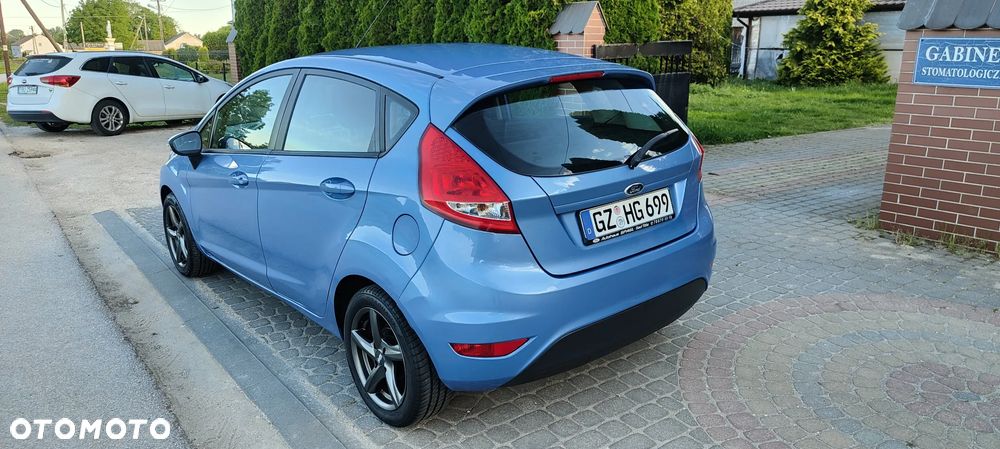 Ford Fiesta 1.25 Ambiente - 10