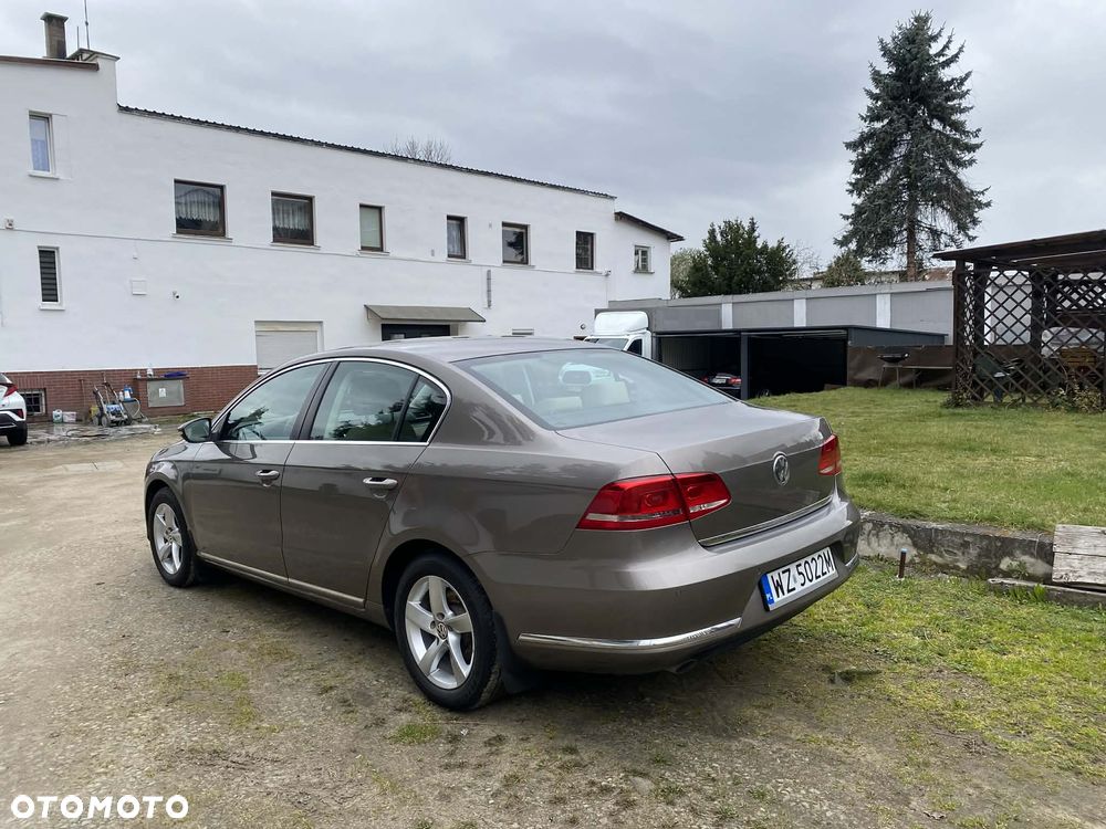 Volkswagen Passat 1.6 TDI Comfortline - 3