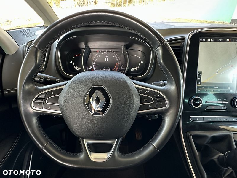 Renault Grand Scenic - 15