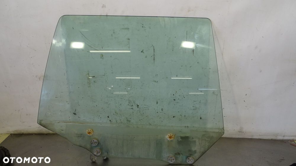 SZYBA BOCZNA PRAWA TYLNA DRZWI SUBARU FORESTER I 2.0 - 1