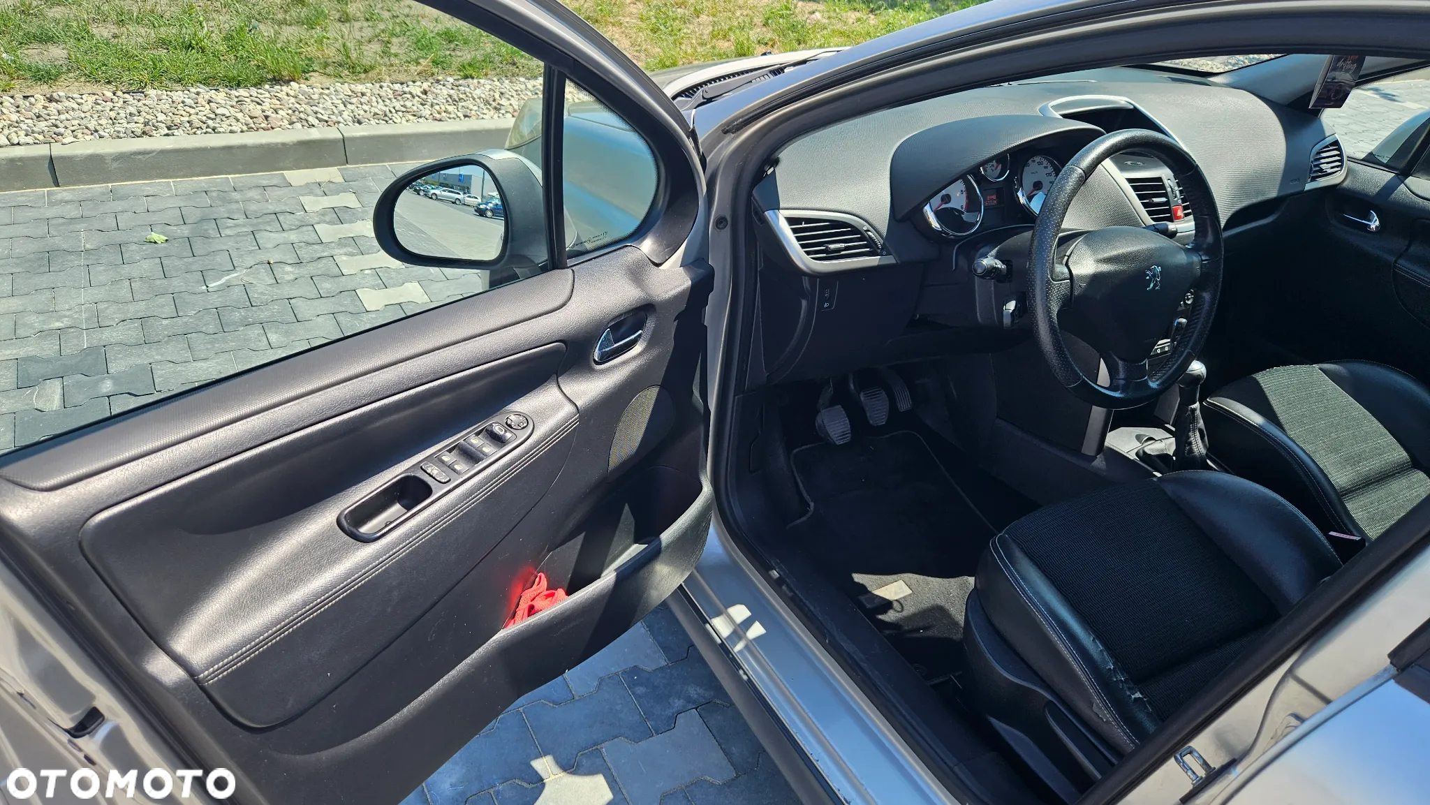 Peugeot 207 Outdoor 1.6 HDi - 10