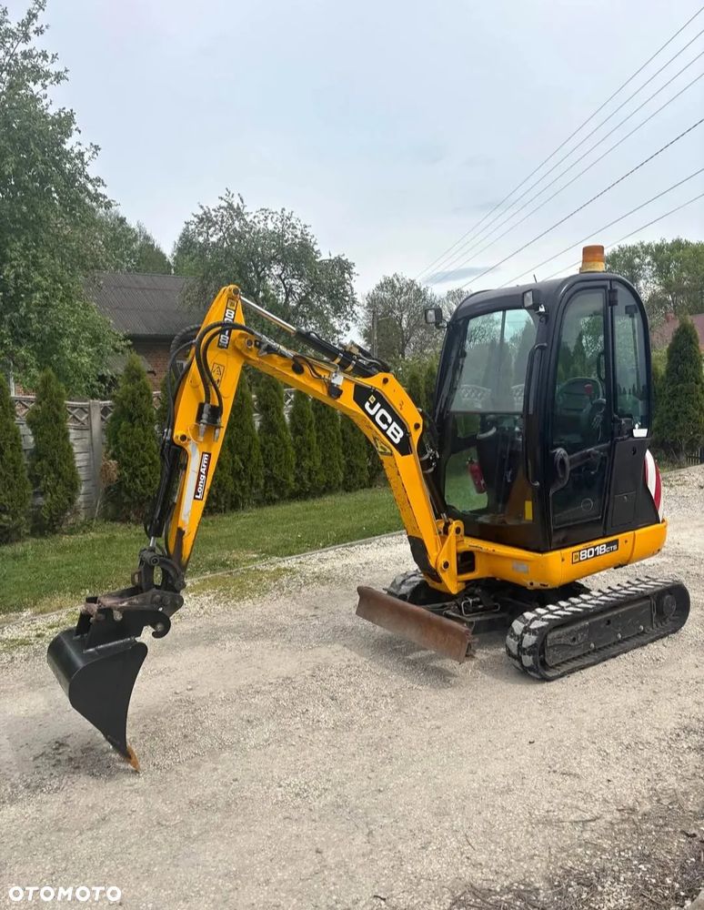 JCB 8018 - 2