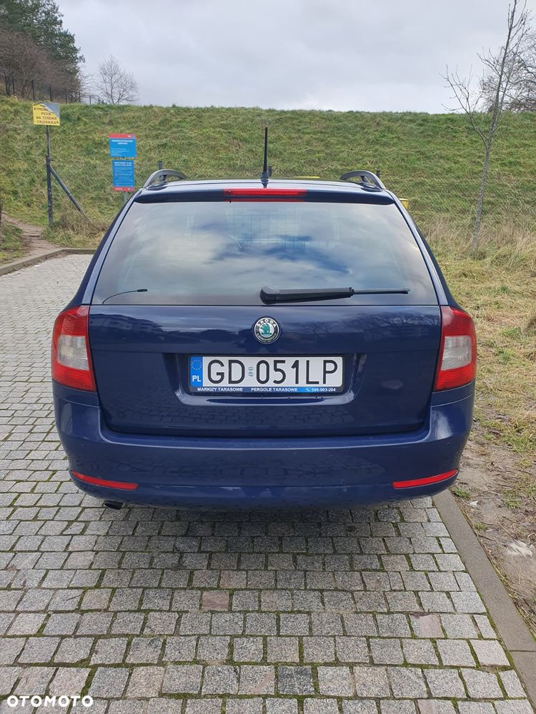 Skoda Octavia 2.0 TDI DPF Ambition - 9