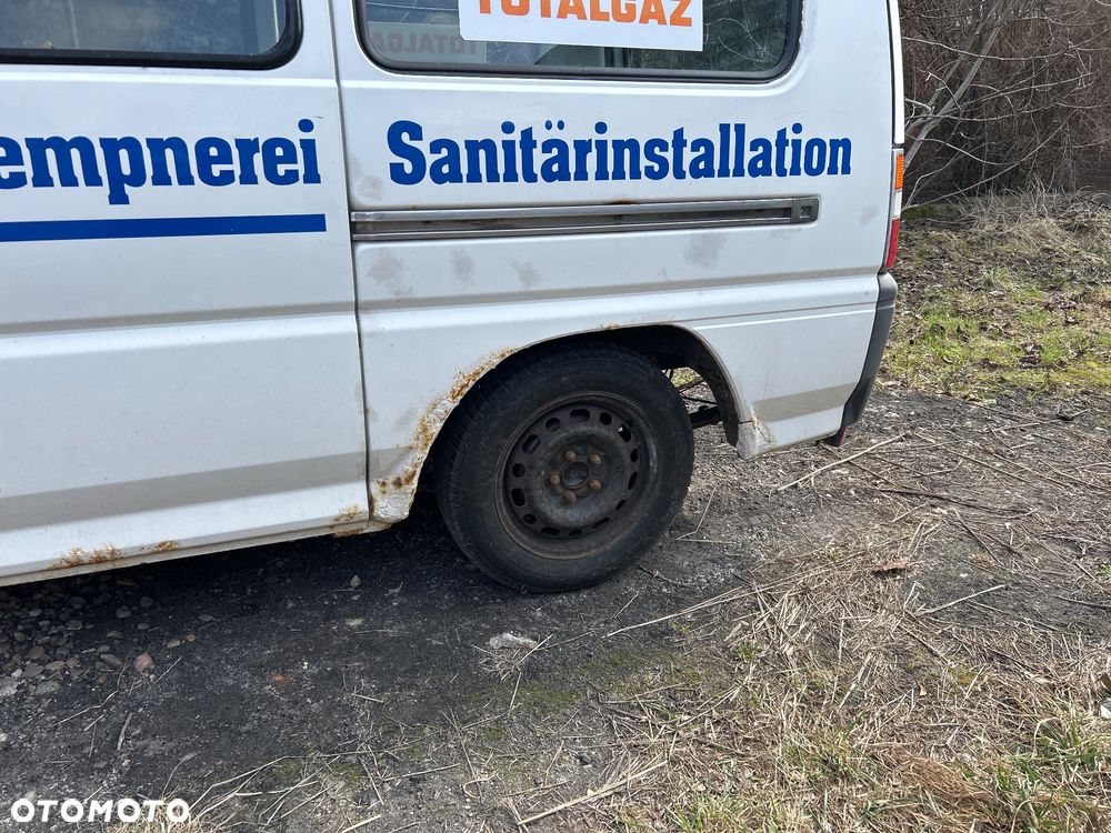 Mitsubishi L300 - 22