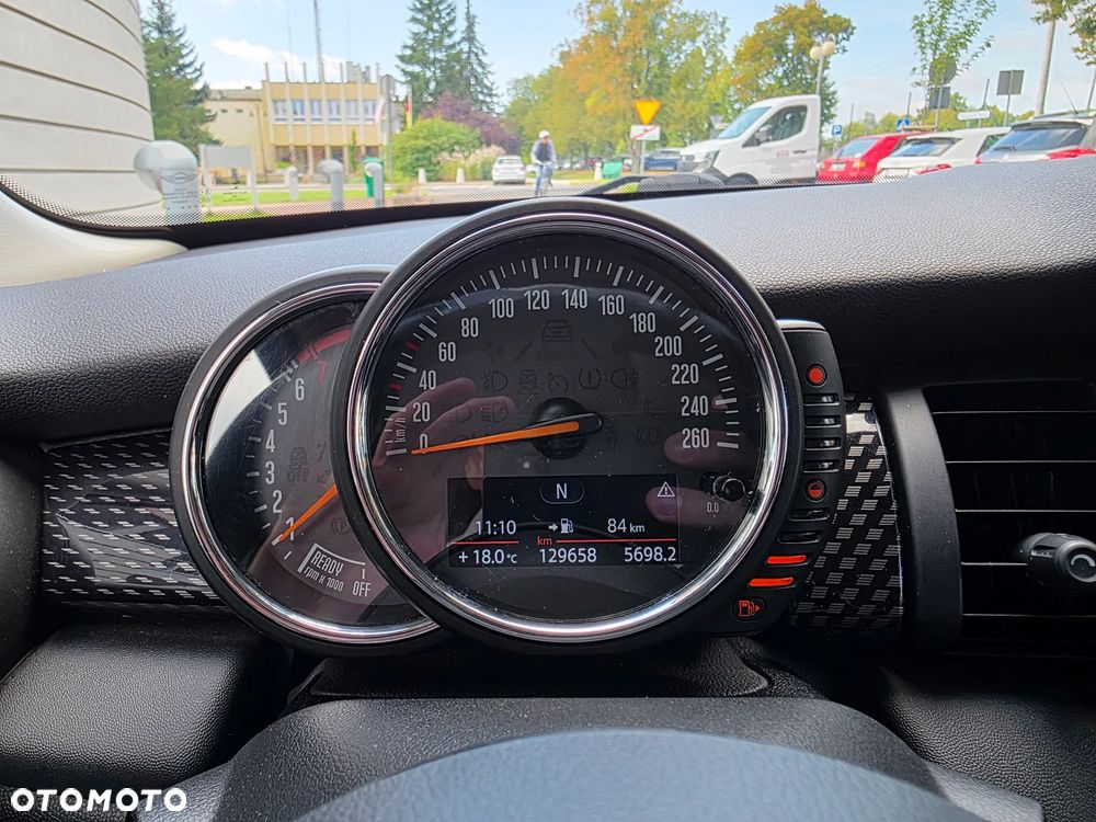 MINI Cooper Standard - 29