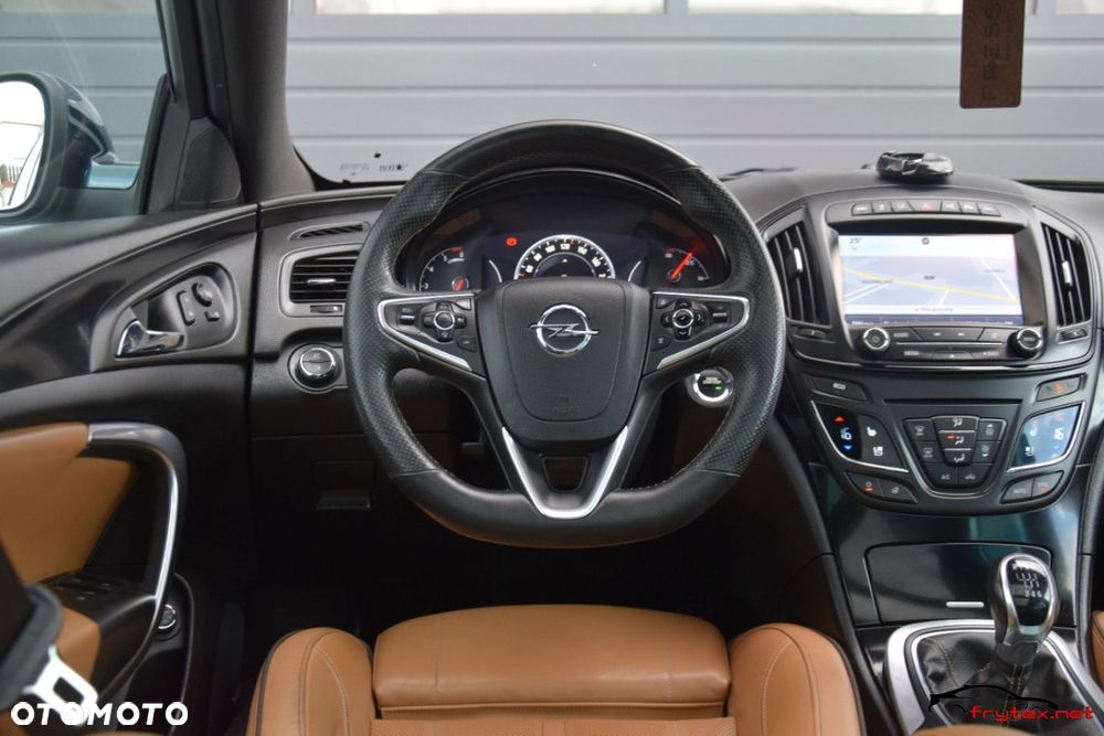 Opel Insignia - 36