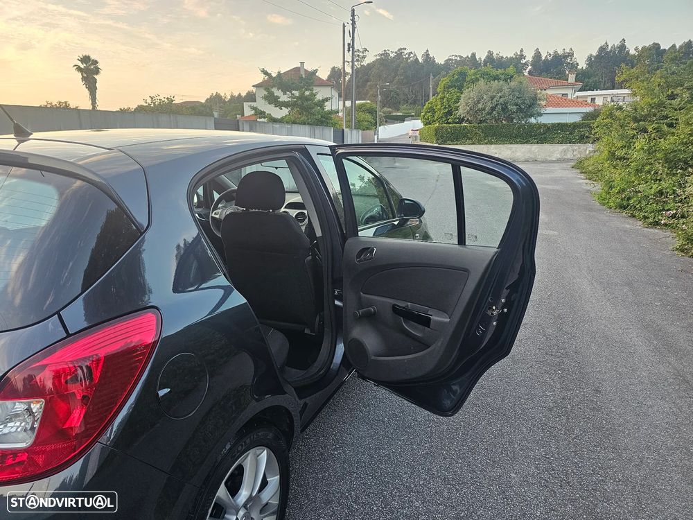 Opel Corsa 1.3 CDTI Enjoy EcoFLEX - 19