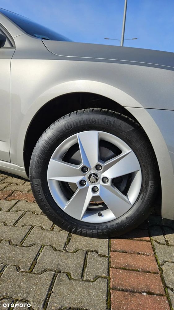 Skoda Octavia 1.4 TSI Ambition - 16