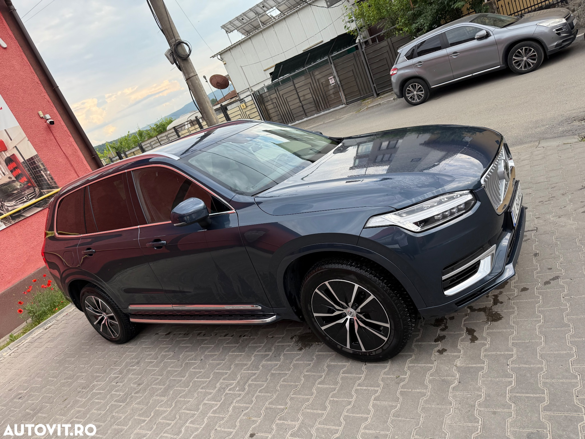 Volvo XC 90 AWD T8 Twin Engine Geartronic RDesign - 26