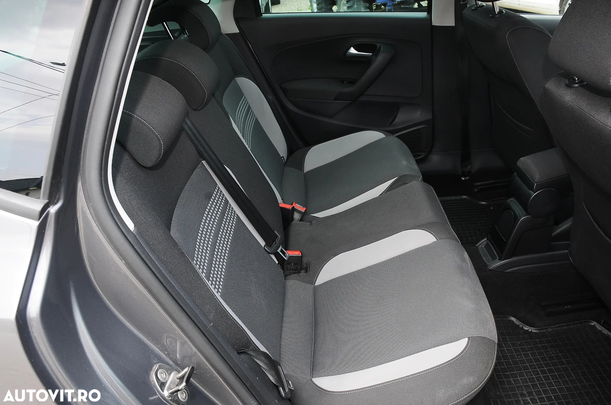 Volkswagen Polo 1.6 TDI DPF BMT Comfortline - 13