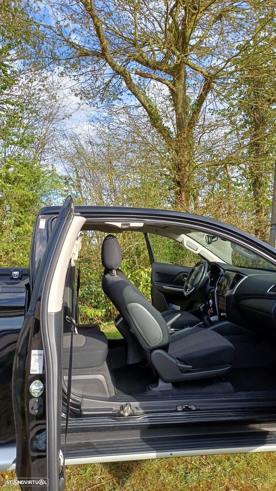 Mitsubishi L200 2.3 DI-D Space Cab Invite 4WD - 9