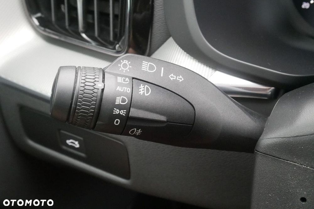 Volvo XC 60 - 30