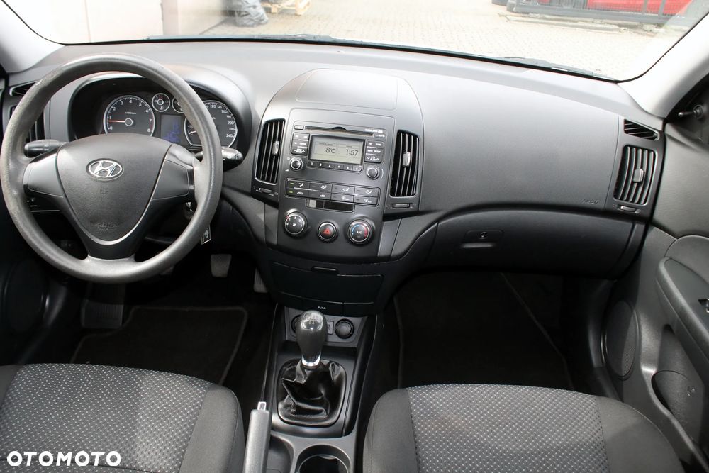 Hyundai i30 1.4 Blue Comfort - 10