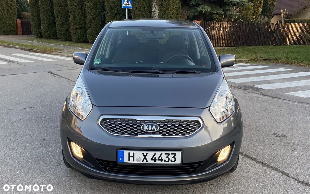 Kia Venga 1.6 L - 16