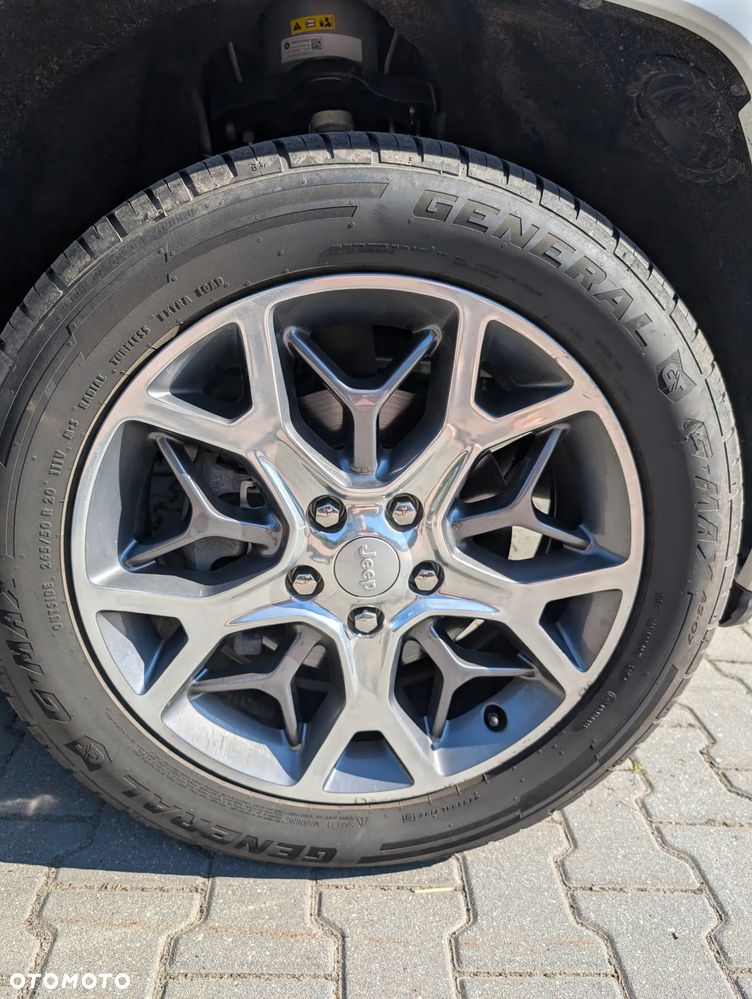 Jeep Grand Cherokee 3.6 V6 Overland - 25