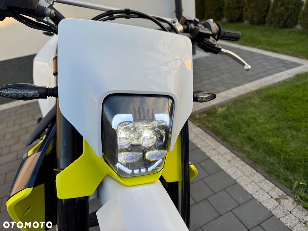 Husqvarna 701 - 27