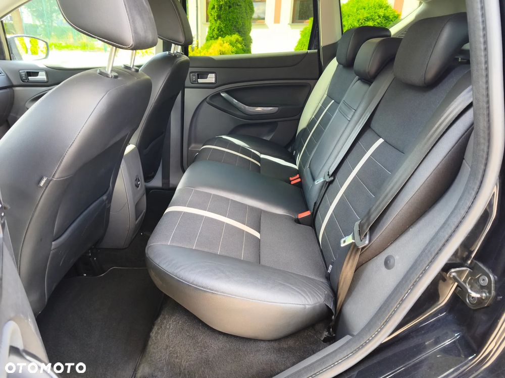 Ford Kuga 2.0 TDCi 4x4 Titanium - 19
