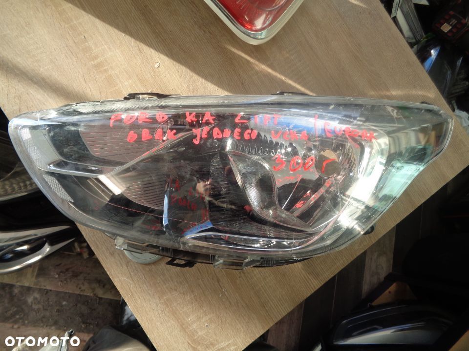 FORD KA LIFT LAMPA LEWY PRZÓD EUROPA - 1