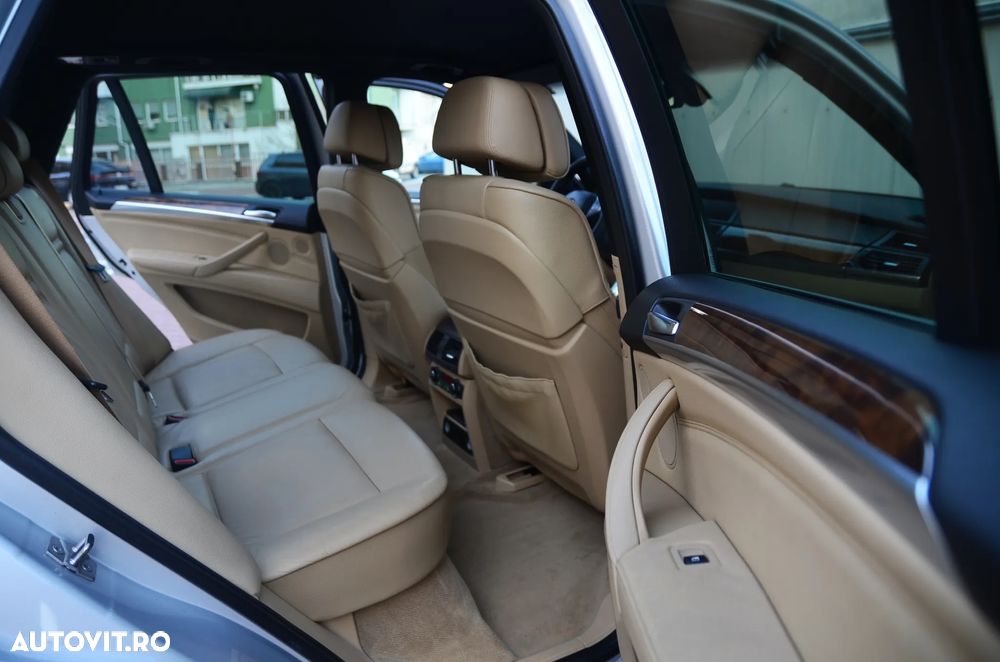 BMW X5 xDrive30d - 16